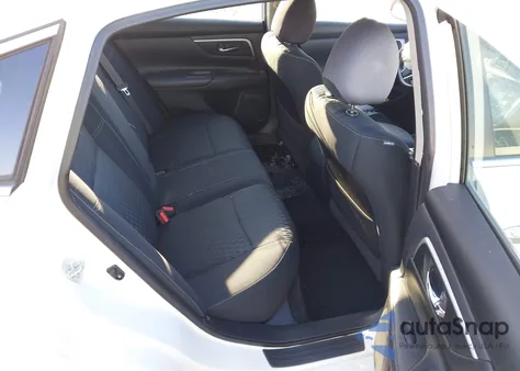 2018 Nissan Altima 2.5 Sv z USA, uszkodzony, nr VIN 1N4AL3AP7JC183220